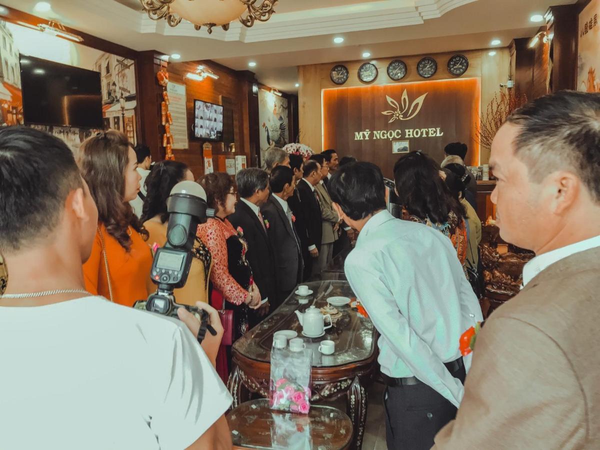 ホテル Khach San My Ngoc バンメトート エクステリア 写真